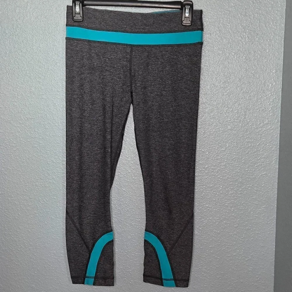 Lululemon Run: Inspire Crop II *All Luxtreme - 6 Heathered Black / Blue Tropics